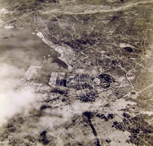 USAAF photo of Tokyo after the 10 March air raid