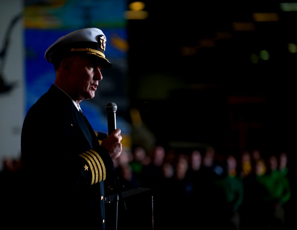US Navy 111202-N-DR144-350 Capt. Bruce H. Lindsey, commanding officer of the Nimitz-class aircraft carrier USS Carl Vinson (CVN 70), delivers his f