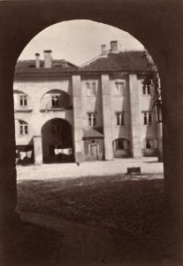 Vilnia, Universyteckaja, Dvor Sarbievija. Вільня, Унівэрсытэцкая, Двор Сарбевія (J. Bułhak, 1912)