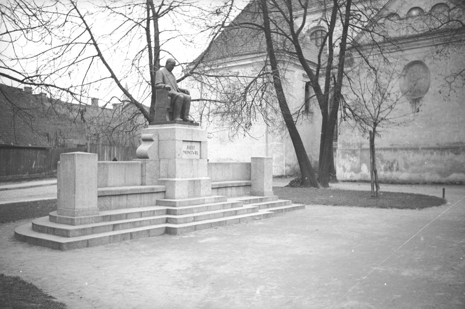 Vilnia, Trockaja, Juzef Montvił. Вільня, Троцкая, Юзэф Монтвіл (J. Bułhak, 1931)