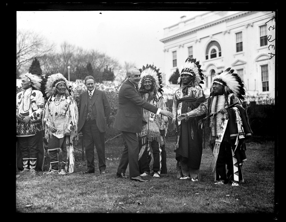 Warren Harding and Native Americans at White House, Washington, D.C. LCCN2016890918