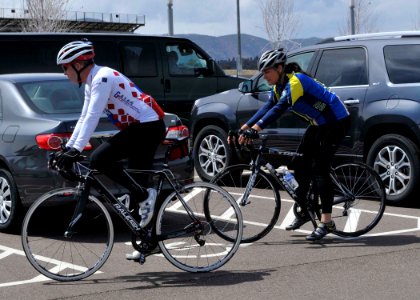 Warrior Games 2013 Cycling Practice 130506-N-DT940-006