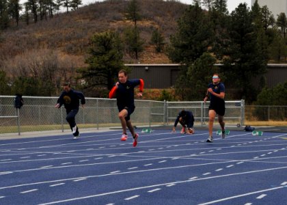 Warrior Games 2013 Track and Field Practice 130509-N-DT940-020
