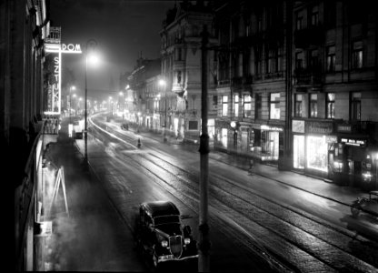 Warsaw by night 1935 Henryk Poddebski photo