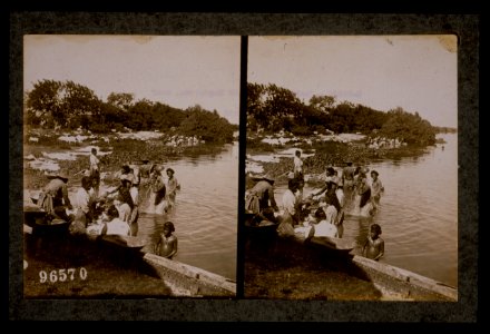 Washerwomen on the Magdalena, near Barranquilla, South America LCCN2005677285