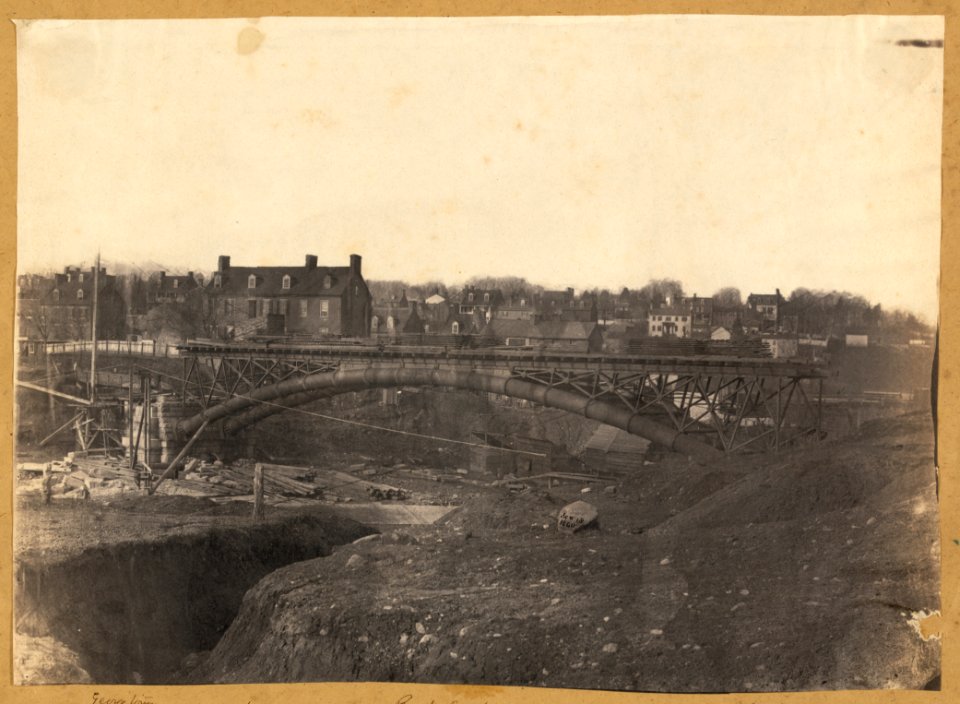 Washington Aqueduct, bridge no. 6, connecting Washington & Georgetown LCCN2009631444
