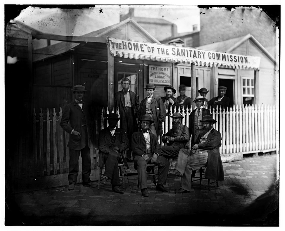Washington, D.C. Group of Sanitary Commission workers at the entrance of the Home Lodge LOC cwpb.04155