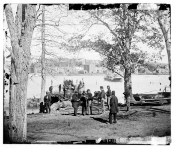 Washington, D.C. Guards at ferry landing on Mason's Island examining a pass LOC cwpb.00929