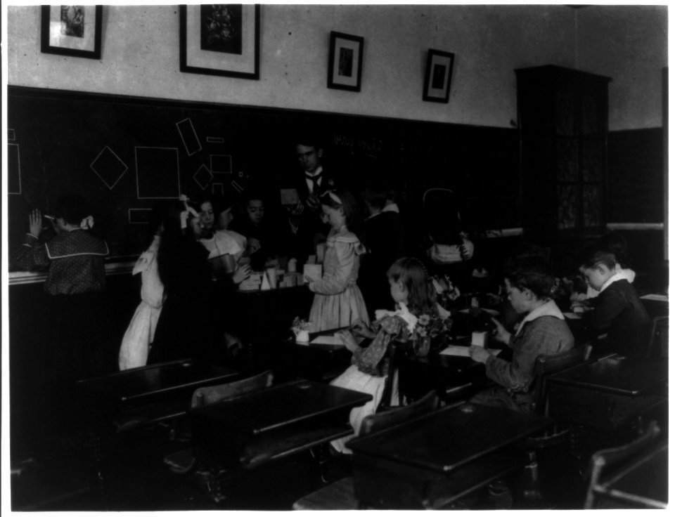 Washington, D.C. Public Schools - classroom scenes and school activities LCCN2001703647