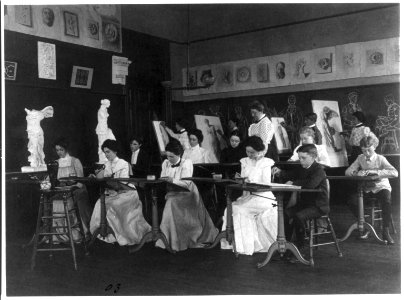Washington, D.C. public schools - Eastern High students in art class LCCN2001703699