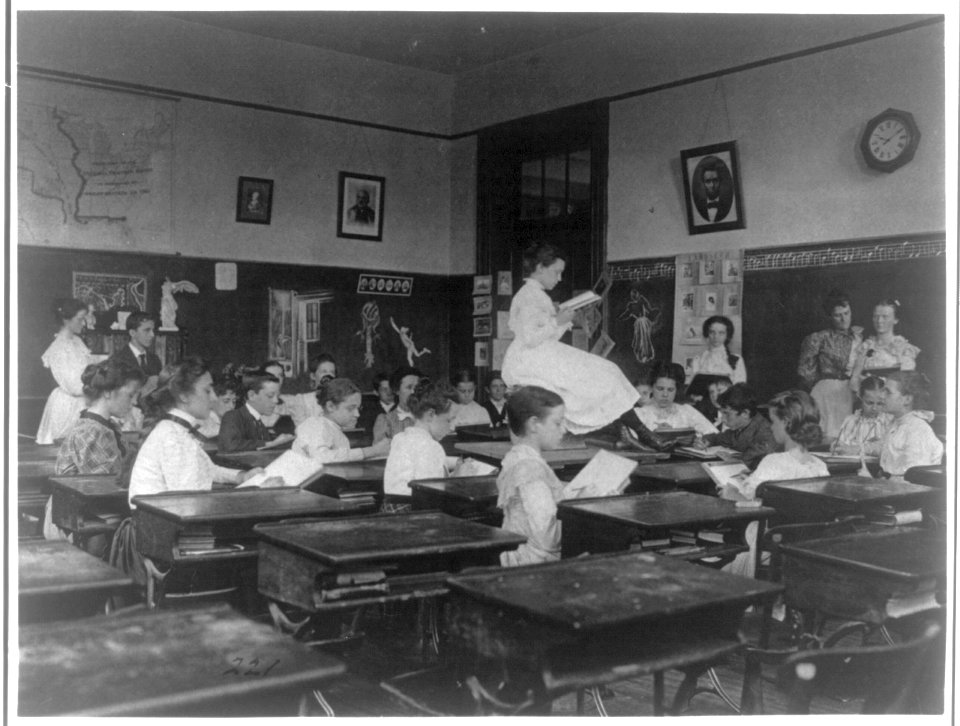 Washington, D.C. Public Schools - classroom scenes and school activities LCCN2001703646
