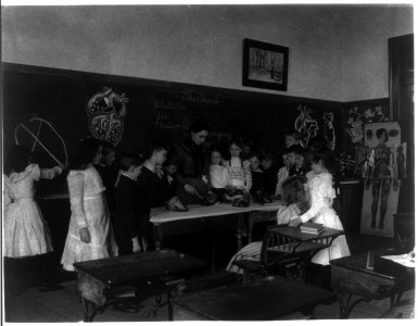 Washington, D.C. Public Schools - classroom scenes and school activities LCCN2001703650