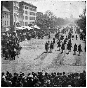 Washington, District of Columbia. The Grand Review of the Army. Artillery unit passing on Pennsylvania Avenue near the Treasury LOC cwpb.02801