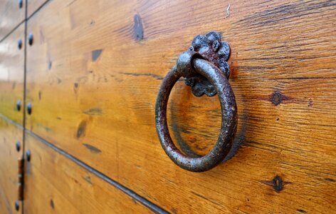 Cast iron ring handle