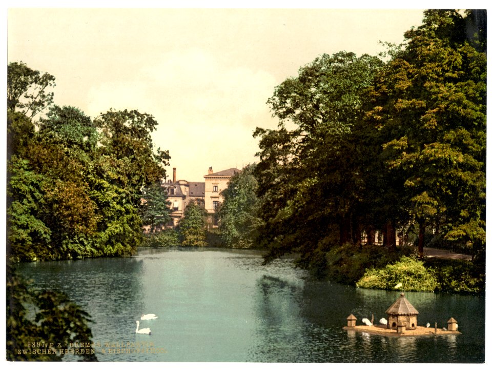 Water scene between Heedenthor and Bischofsthor, Bremen, Germany-LCCN2002713654