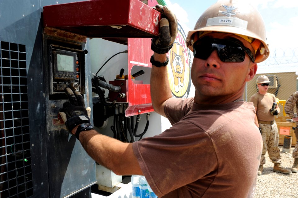 Water well training 130427-N-OV434-321