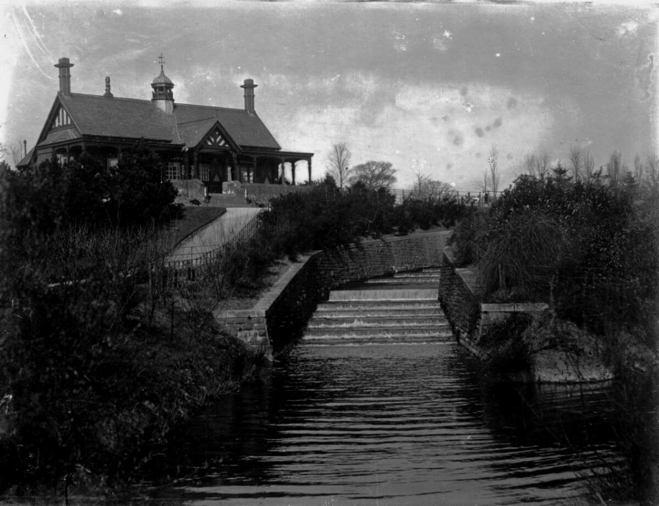 Waterfall and Tea Gardens, Roath Park (4641675)