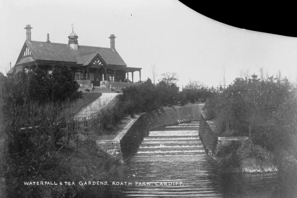 Waterfall and Tea Gardens, Roath Park, Cardiff (4641526)