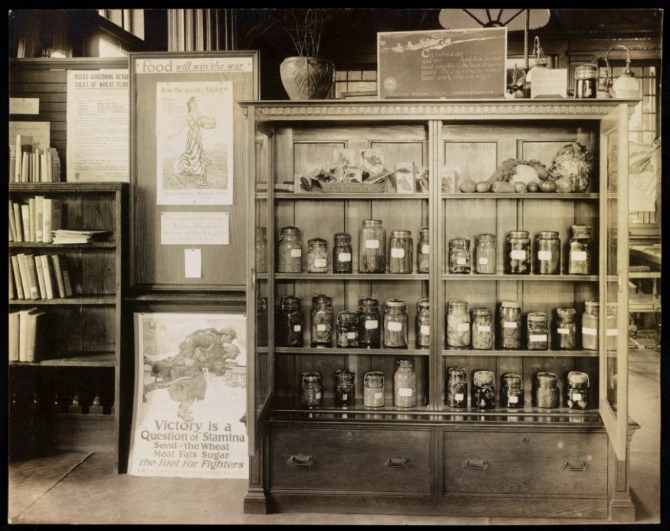 Watertown, Mass., library exhibit LCCN2016650263