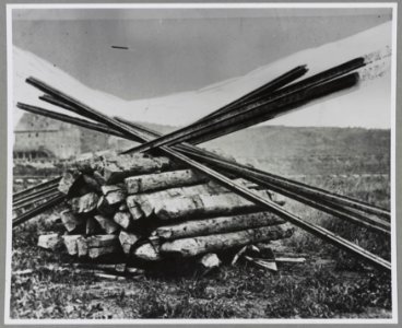 Way Confederates destroyed railroads LCCN2012649987