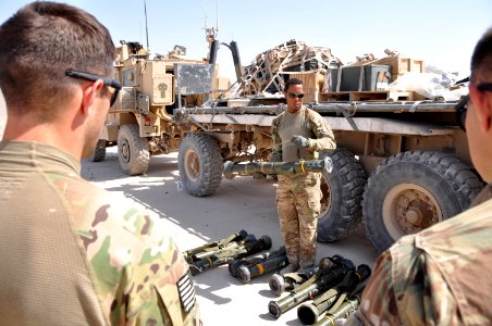 Weapon and explosives training 130920-N-RW752-007