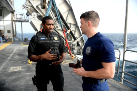 Weapons-handling drills 150114-N-RB579-078