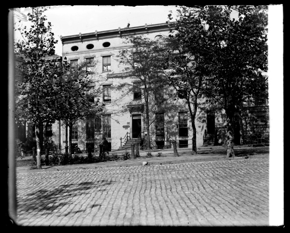 Webster Law building, home of Danl. Webster, 6th & La. Ave., (Washington, D.C.) LCCN2016819417