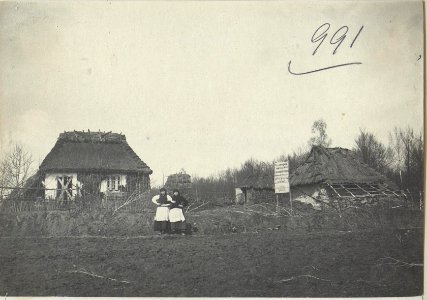 Wegen Fleckfieber gesperrte Häuschen, Umgebung Podwysokie. (BildID 15727880)