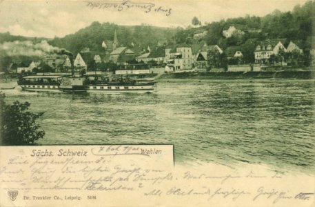 Wehlen (Stadt Wehlen), Sachsen - Panorama vom gegenüberliegenden Ufer, mit Dampfer (Zeno Ansichtskarten) photo