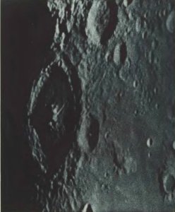 Weinek Mond-Atlas T104