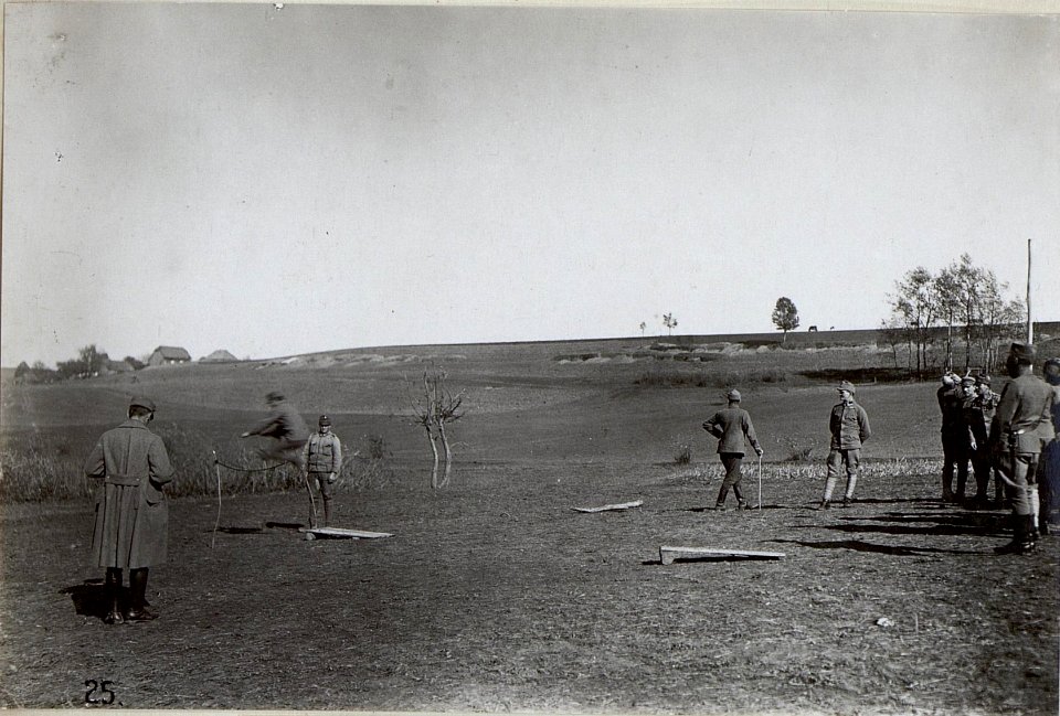 Weitspringen Infanterieregiment 1 (BildID 15654370)