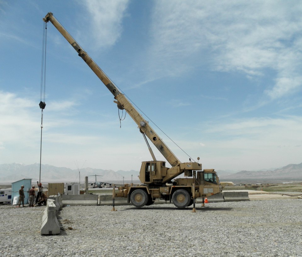 Well cap mission 130419-N-ZZ999-001
