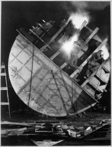 Welders work on hull of new submarine at Electric Boat Company in Groton, Connecticut - NARA - 520849