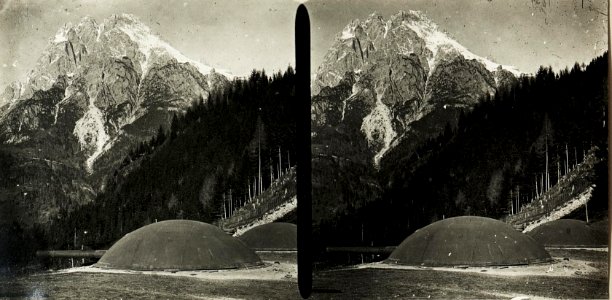 Werk bei Venas mit Monte Antola. (BildID 15418154)