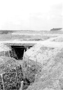 Werk Ausserfeld, Flügelgallerie und Laufgraben rechts - CH-BAR - 3238629