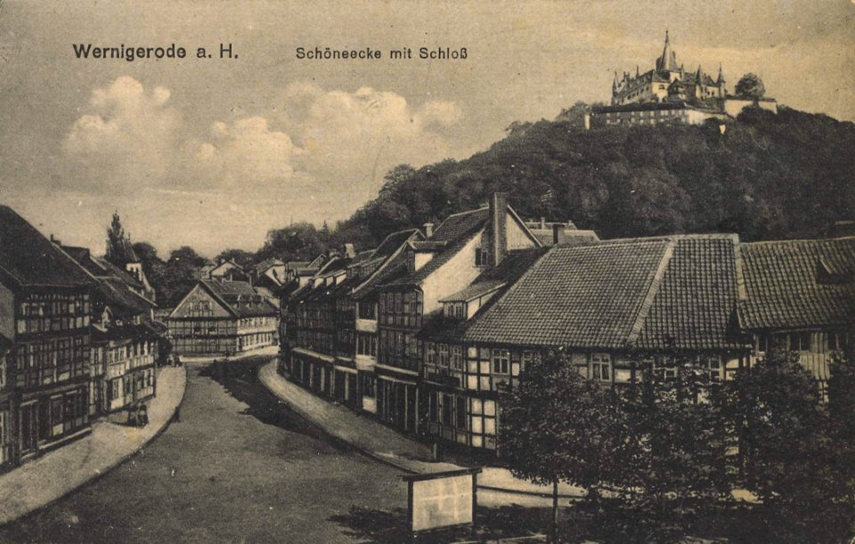 Wernigerode a. Harz, Sachsen-Anhalt - Schöneecke mit Schloss (Zeno Ansichtskarten)