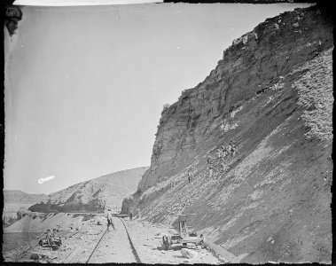 West bank of Green River. Sweetwater County, Wyoming - NARA - 516626