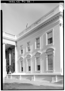 WEST END OF NORTH SIDE