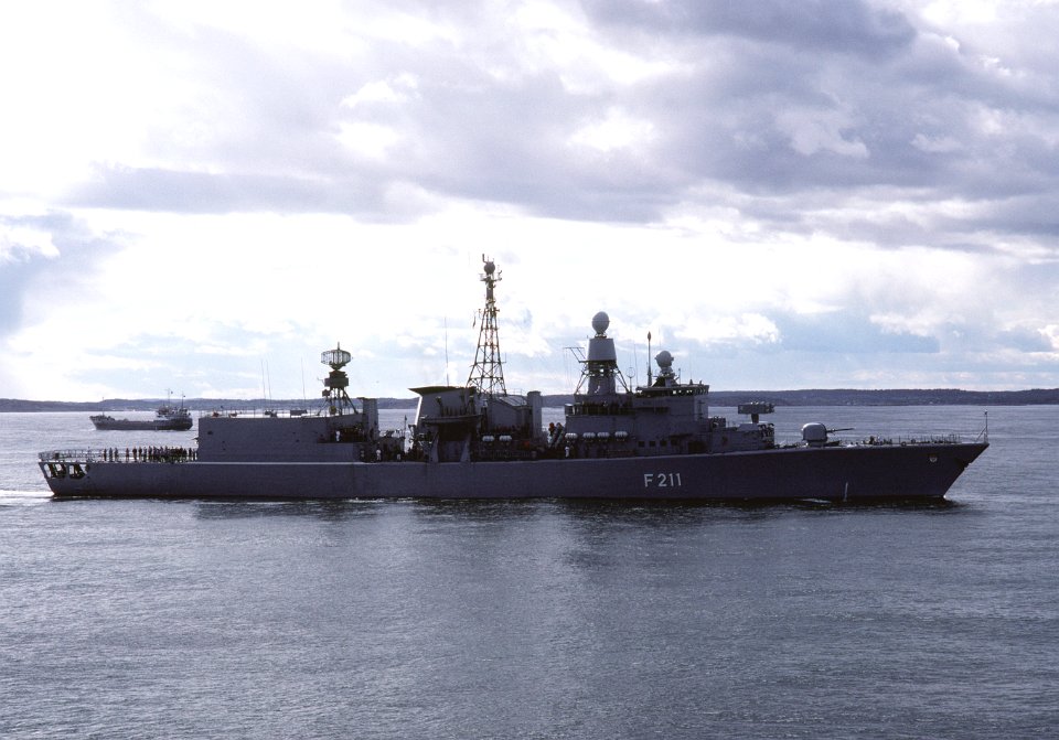 West German frigate Köln (F211) underway during NATO exercise Northern Wedding 1986