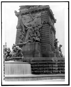 West Face, Soldiers' and Sailors' Monument, Indianapolis, Ind. (LC-D4-17332)