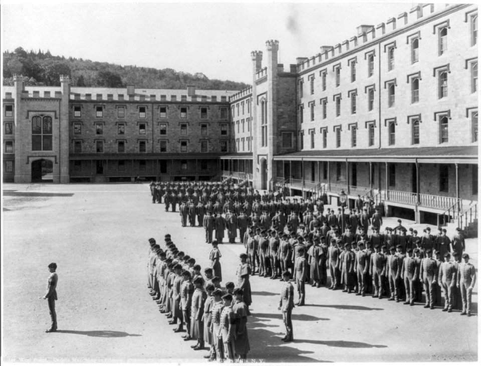 West Point- Cadets marching to dinner LCCN2006678534