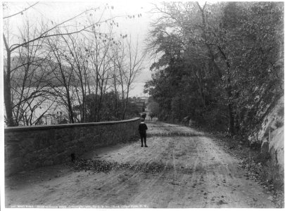 West Point. Road to South Dock LCCN2003655527
