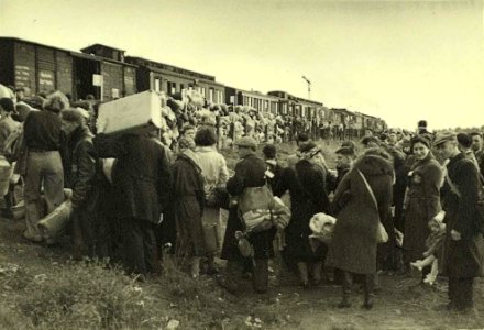 Westerbork, Netherlands, Jews boarding a deportation train to Auschwitz