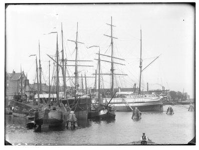 Westerdok, Gezien naar achterzijde panden aan Grote Bickersstraat, 1891-01 (max res) photo