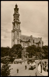 Westermarkt met Westerkerk gezien over de Prinsengracht. Uitgave JVA, Afb PBKD00295000005