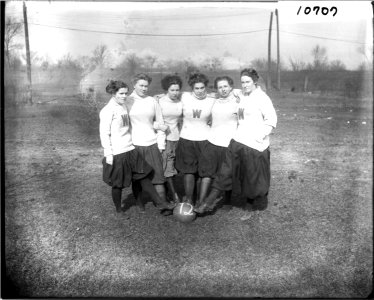 Western College basketball team ca. 1910 (3200512446) photo