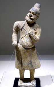 Western groom figure, China, Tang dynasty, 7th century AD, gray pottery with painted ornament - Matsuoka Museum of Art - Tokyo, Japan - DSC07248
