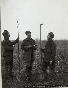 Wetterbeobachter in Venetien 8.2.18. (BildID 15614747)
