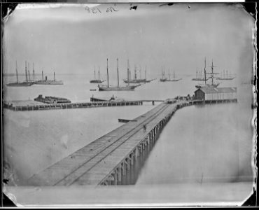 Wharf at City Point, 1864-5 - NARA - 524557