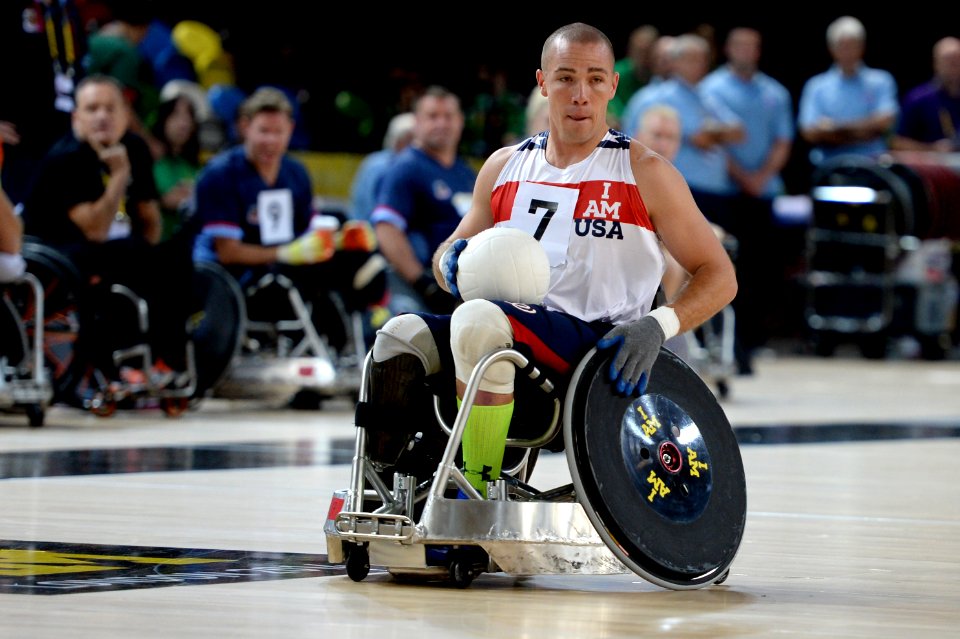 Wheelchair rugby at Invictus Games 140912-N-PW494-029